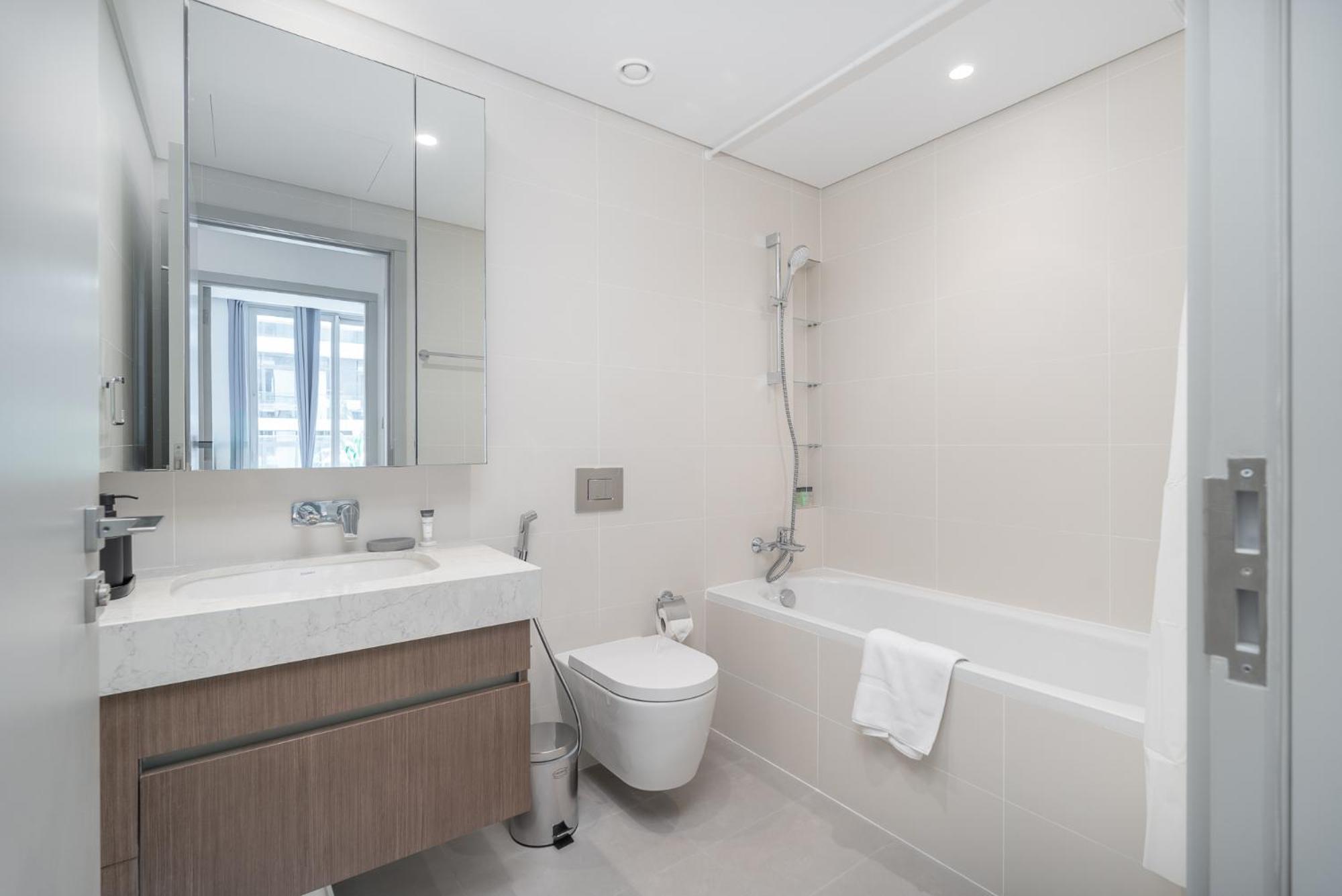 Premium 1 Bedroom In Isle Great For Retreat Dubai